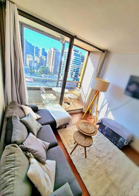 Acogedor Departamento 2d2b Cerca Del Metro Manuel Montt En Providencia Apartamento *